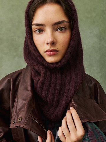 Pull&Bear Muts in Rood: voorkant