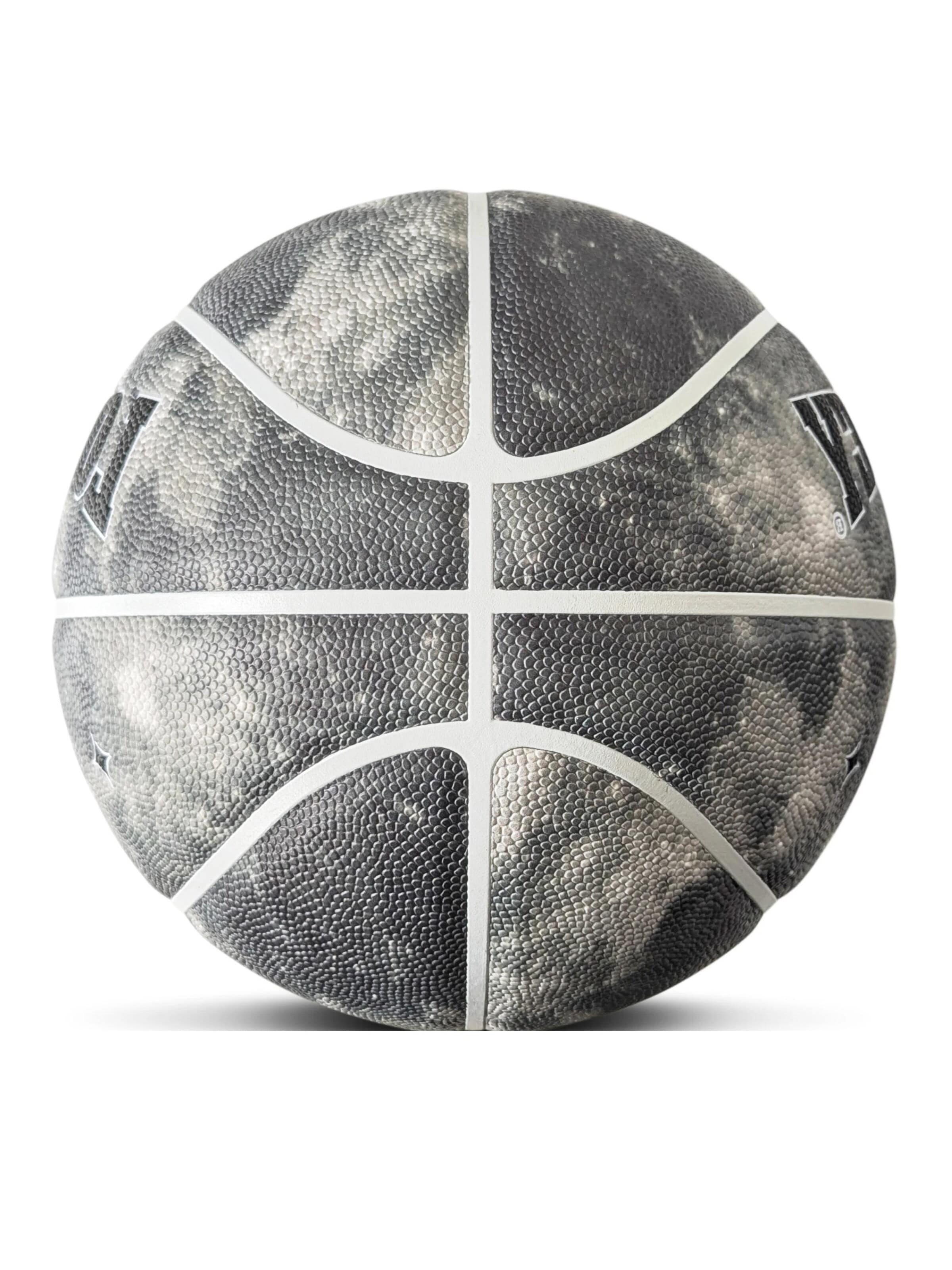 Balle 'Moon Basketball Indoor & Outdoor Größe 7 | Mond Design' Lowkey en gris