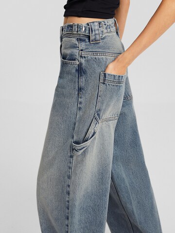 Wide leg Jeans de la Bershka pe albastru