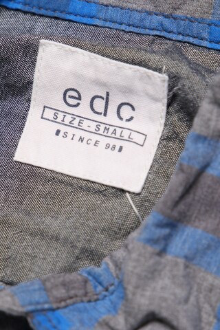 DE.CORP Button Up Shirt in S in Grey