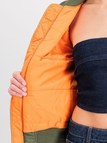 ALPHA INDUSTRIES Übergangsjacke 'MA-1 VF 59' in Grün