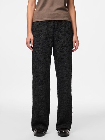 PIECES Wide Leg Bukser 'PCMOLLY' i sort: forside