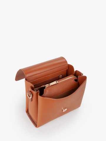 VALENTINO Τσάντα ώμου 'ALEXIA' σε καφέ