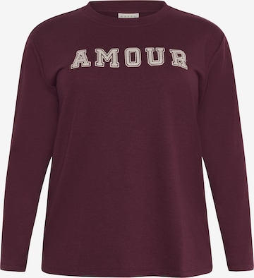 Sweat-shirt 'Eliza' KAFFE CURVE en rouge : devant