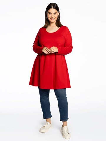 YOEK Shirt in Red