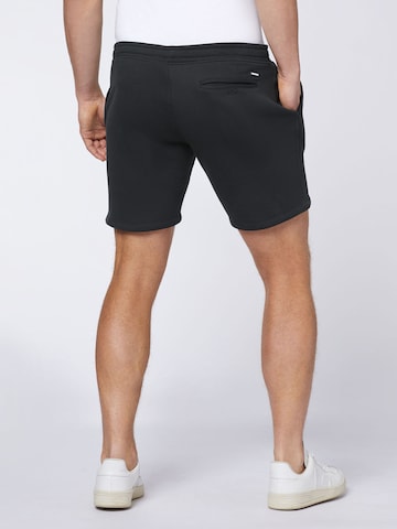 CHIEMSEE Regular Shorts in Schwarz