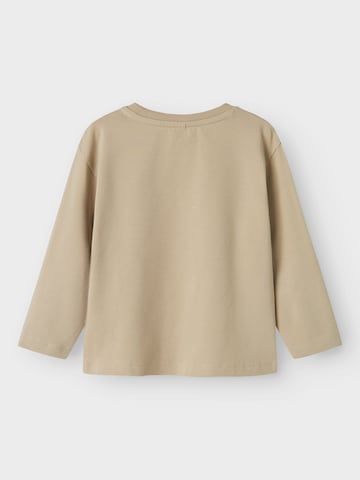 Tricou 'NMMNIKO' de la NAME IT pe gri