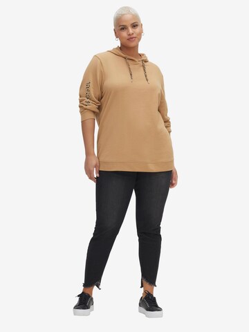 SHEEGO Sweatshirt in Beige