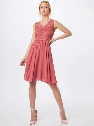 Robe de cocktail WAL G. en rose