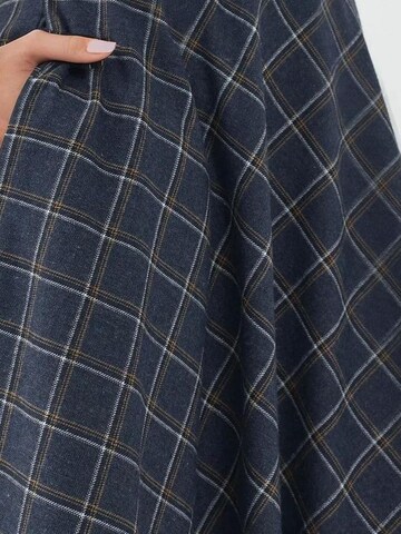 Gonna di Hiccup in blu