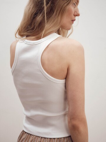 Top 'Greta' di ABOUT YOU x Marie von Behrens in bianco