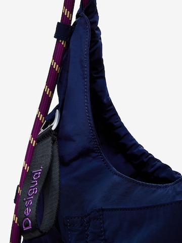 Desigual Τσάντα ώμου σε μπλε