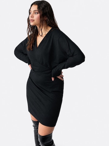 Ethiquet - Vestido em preto