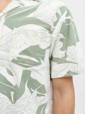 Coupe regular Chemise 'JPRBLUBAHAMAS' JACK & JONES en vert