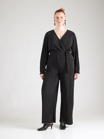 Tuta jumpsuit di ONLY Carmakoma in nero