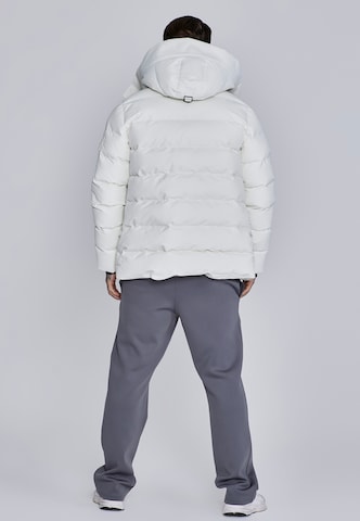 Parka invernale di SikSilk in beige