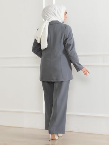 MODAMIHRAM Tunic in Grey