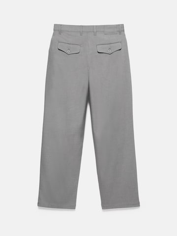 Pull&Bear Loose fit Pleat-front trousers in Grey