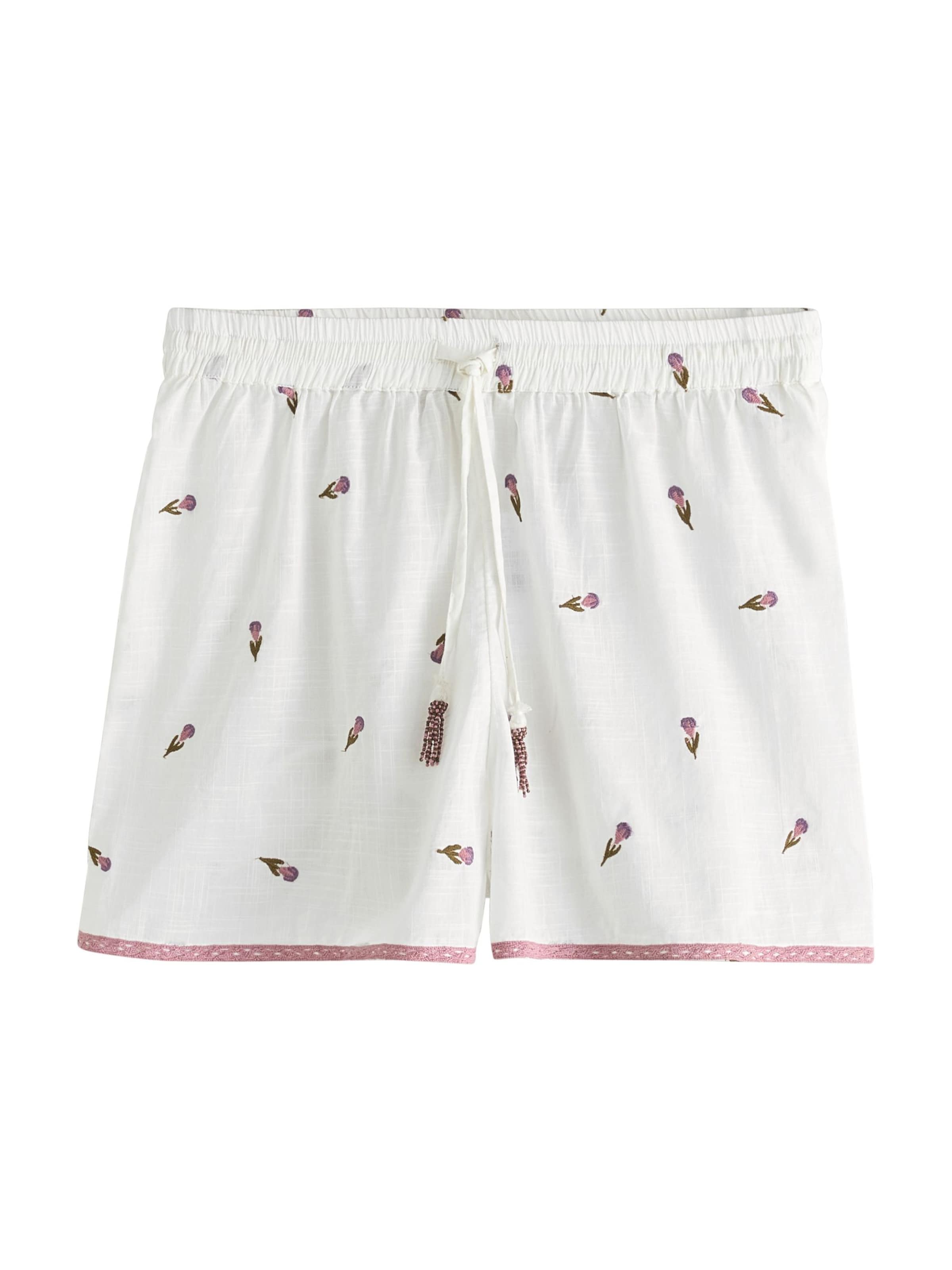 Pantaloni scurți de la Next pe alb