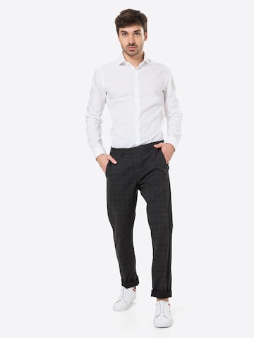 Michael Kors Slim fit Πουκάμισο για το γραφείο σε λευκό