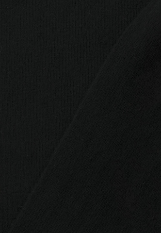 Bickley + Mitchell Scarf in Black