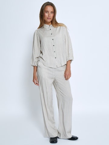 Peppercorn Wide leg Broek 'Gabriella' in Beige