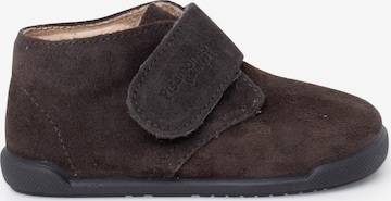 Pisamonas Stiefel in Grau: Vorderseite