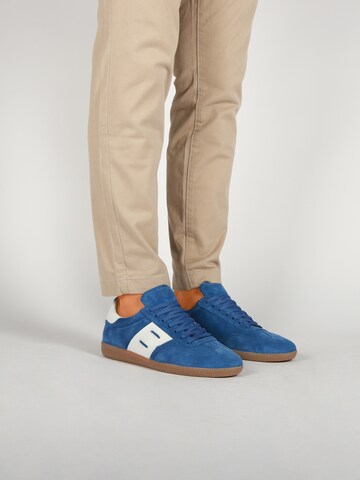 Sneaker bassa 'Lime Wren DG362' di BLACKSTONE in blu: frontale