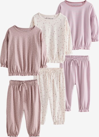Next Pyjama in Lila: Vorderseite