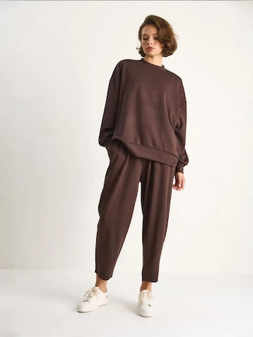 Tuta da jogging di Bianco Lucci in marrone
