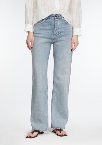 COMMA Regular Jeans in Blauw: voorkant