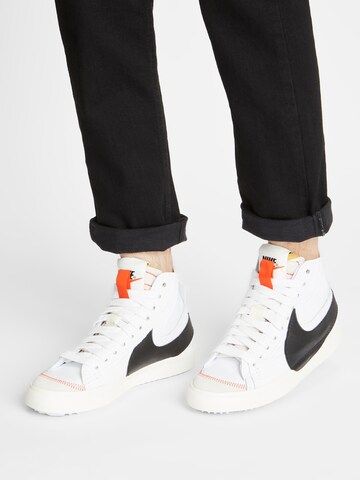 balta Nike Sportswear Sportbačiai su auliuku 'BLAZER MID 77 JUMBO'