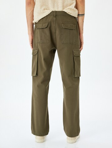 Koton Regular Hose in Grün