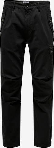 Regular Pantalon cargo 'AVI' Only & Sons en noir : devant