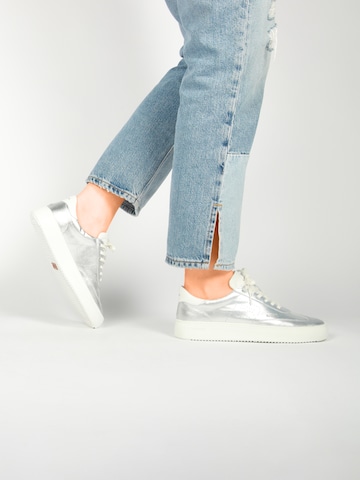 BLACKSTONE Låg sneaker 'Slate Harper Dl272' i silver
