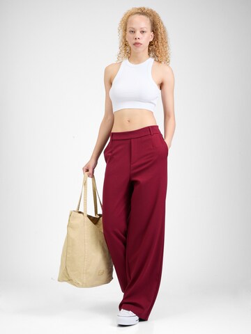 Wide Leg Pantalon à pince 'VIVARONE' VILA en rouge