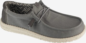 Chaussure basse 'Hey Dude Wally' HEY DUDE en gris : devant
