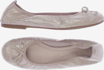 UNISA Flats & Loafers in 38 in Pink: front