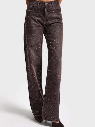 IT'S BASIC Loose fit Jeans 'RHINESTONE LOOSE MID RISE JEANS' in Brown