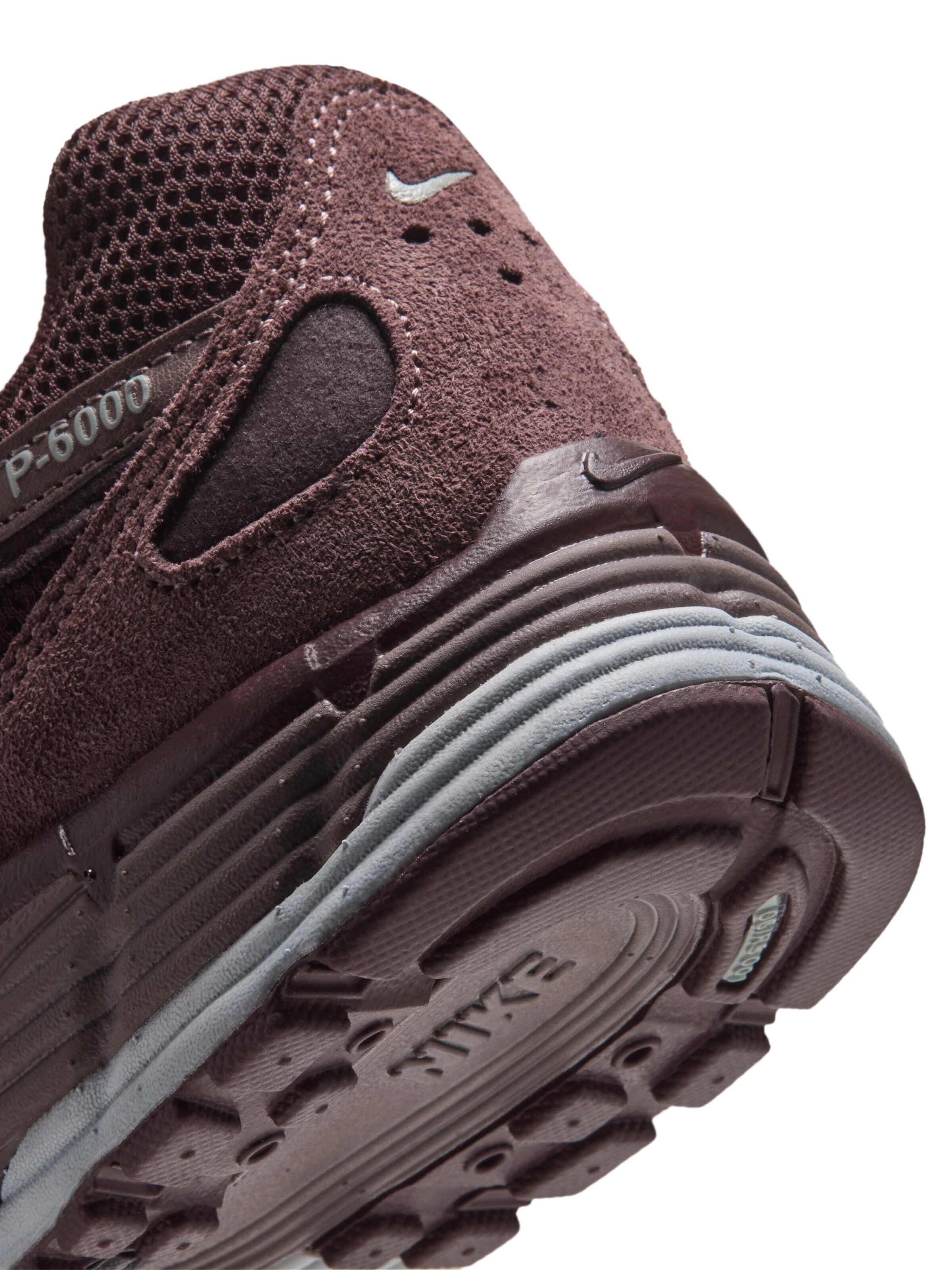 Nike Sportswear Σνίκερ χαμηλό 'P-6000' σε κόκκινο