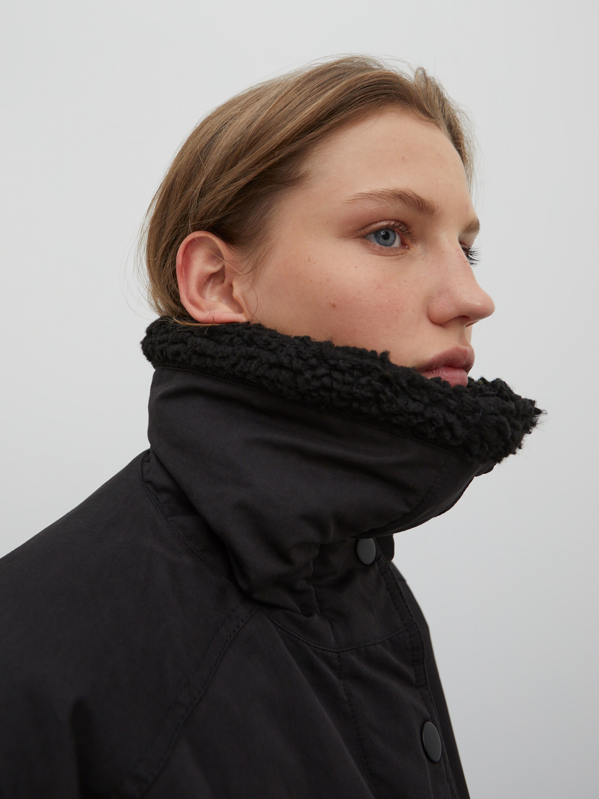 EDITED Produits Veste mi-saison 'Antonia' noir