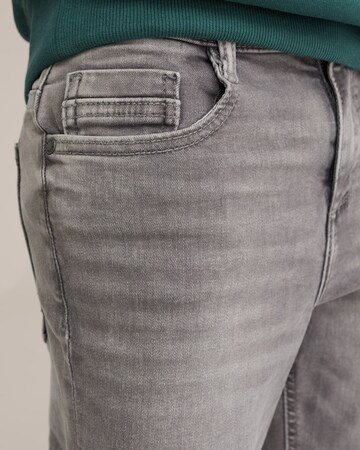 Slimfit Jeans di WE Fashion in grigio