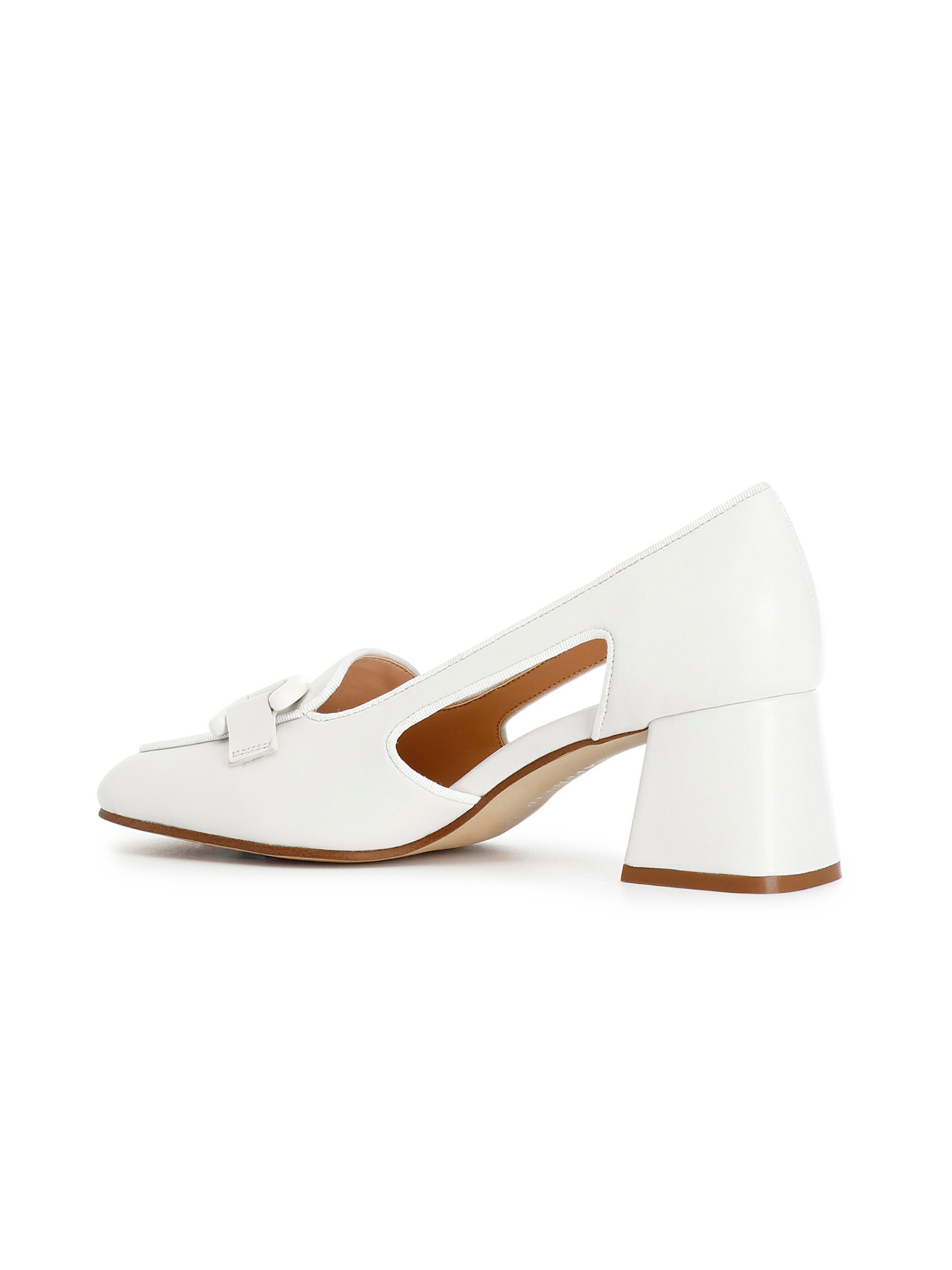 Décolleté di CAFè NOIR in bianco