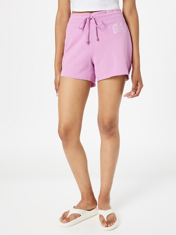 GAP Regular Shorts 'HERITAGE' in Lila: predná strana