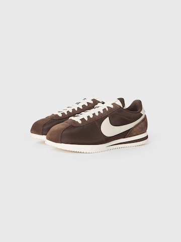 Nike Sportswear Низкие кроссовки 'Cortez' в Коричневый