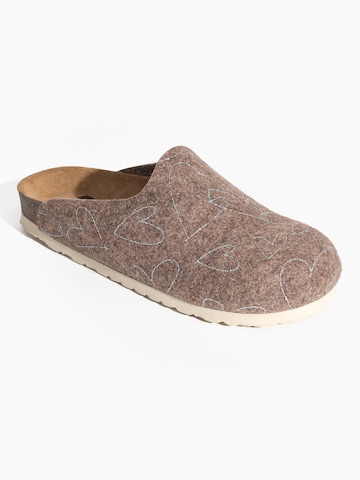 Bayton - Zuecos 'MALO' en beige