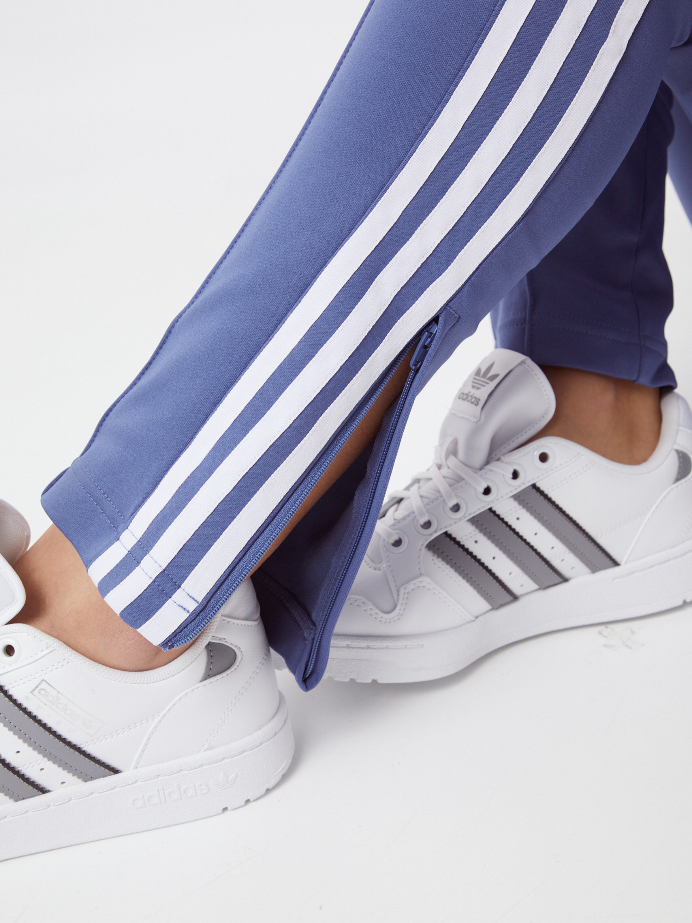 ADIDAS ORIGINALS Broek in Smoky blue | ABOUT YOU