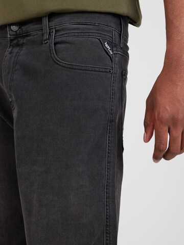 REPLAY Regular Jeans 'Sandot' in Zwart