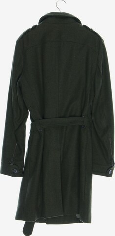 Sisley Jacket & Coat in M-L in Green