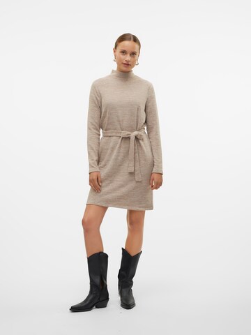 VERO MODA Sukienka z dzianiny 'Bella' w kolorze beżowy